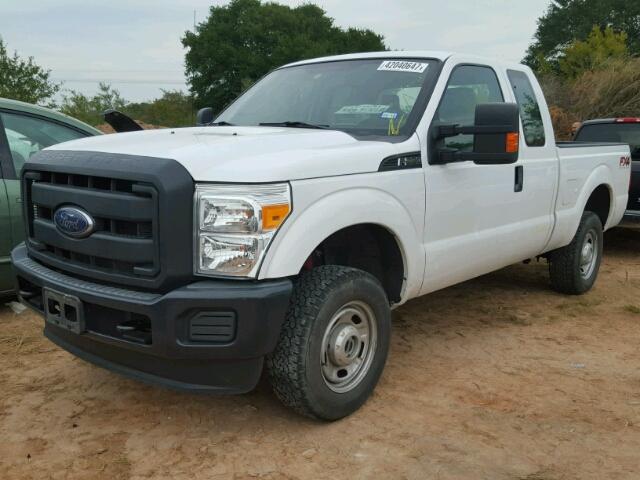 1FT7X2B68FEA70476 - 2015 FORD F250 SUPER WHITE photo 2