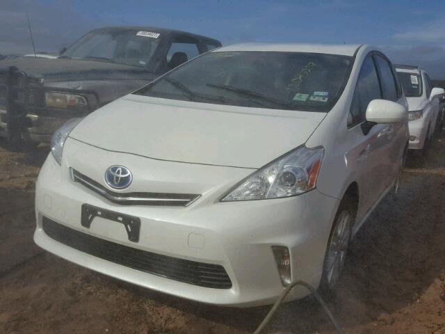 JTDZN3EU0EJ014262 - 2014 TOYOTA PRIUS V WHITE photo 2