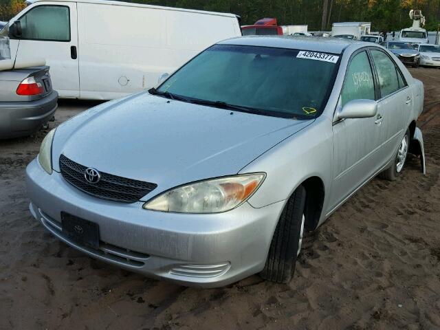 4T1BE32K53U212816 - 2003 TOYOTA CAMRY LE SILVER photo 2