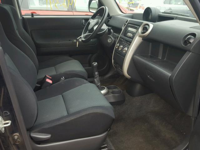 JTLKT334364078293 - 2006 TOYOTA SCION XB Blau Foto 5