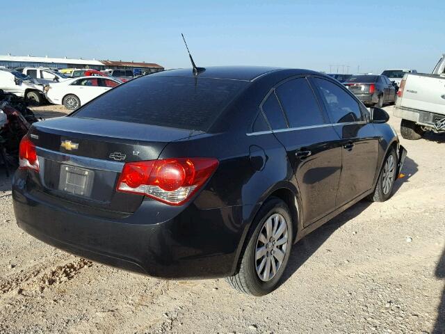 1G1PF5S95B7153191 - 2011 CHEVROLET CRUZE LT BLACK photo 4