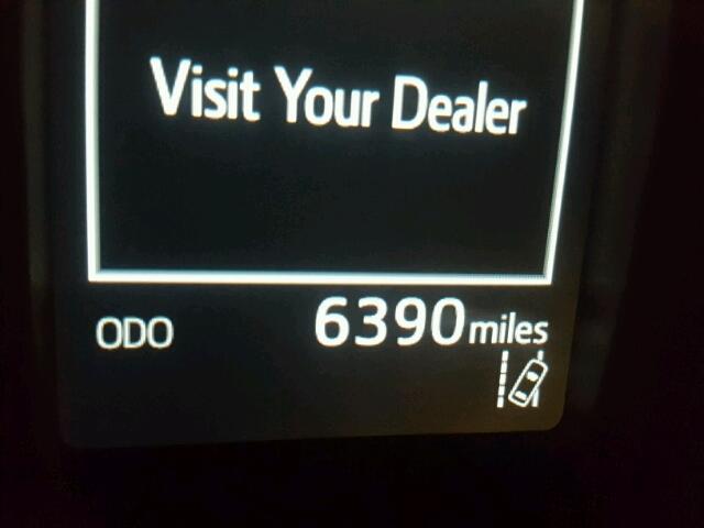 2T3ZFREVXHW320755 - 2017 TOYOTA RAV4 LE Qara foto 8