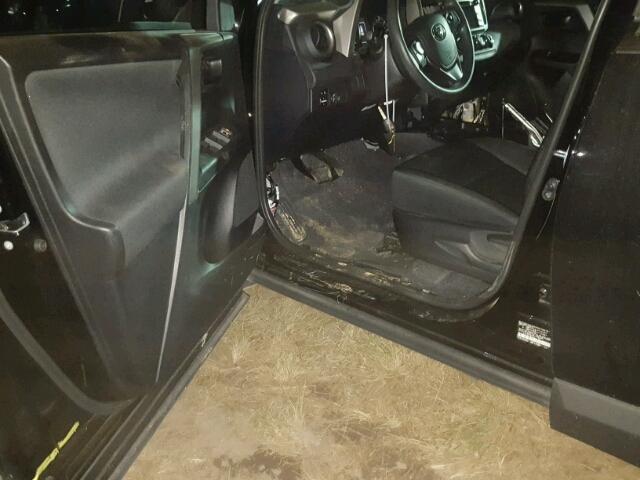 2T3ZFREVXHW320755 - 2017 TOYOTA RAV4 LE Qara foto 9