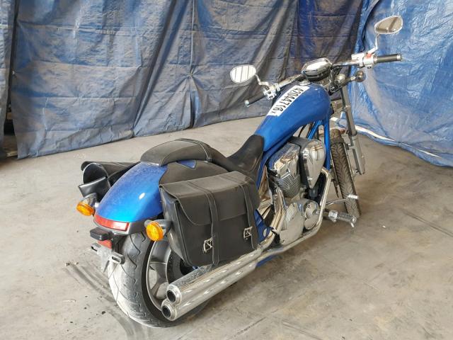 JH2SC6108CK200237 - 2012 HONDA VT1300 CX BLUE photo 4