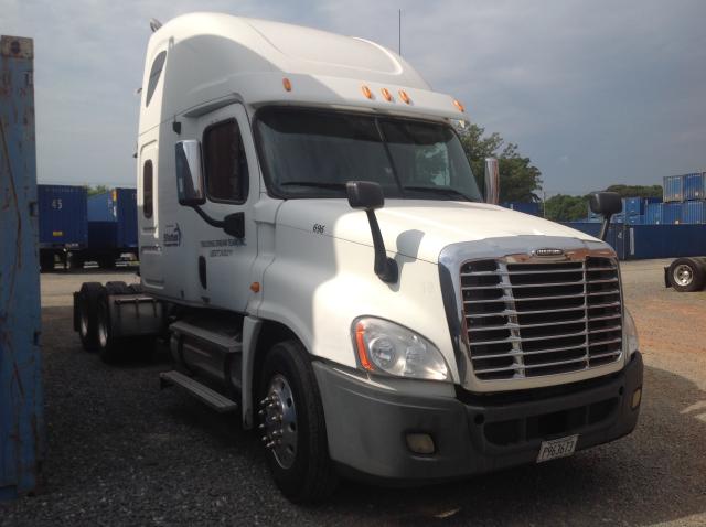 1FUJGLDR6ALAP6229 - 2010 FREIGHTLINER CASCADIA 1 WHITE photo 1