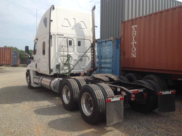 1FUJGLDR6ALAP6229 - 2010 FREIGHTLINER CASCADIA 1 WHITE photo 3