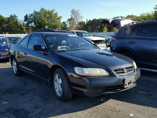 1HGCG2255YA035928 - 2000 HONDA ACCORD BLACK photo 1