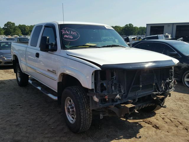 1GTHC29173E104316 - 2003 GMC SIERRA C25 WHITE photo 1