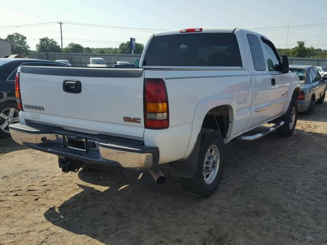 1GTHC29173E104316 - 2003 GMC SIERRA C25 WHITE photo 4