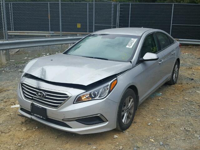 5NPE24AF5GH304688 - 2016 HYUNDAI SONATA SE GRAY photo 2