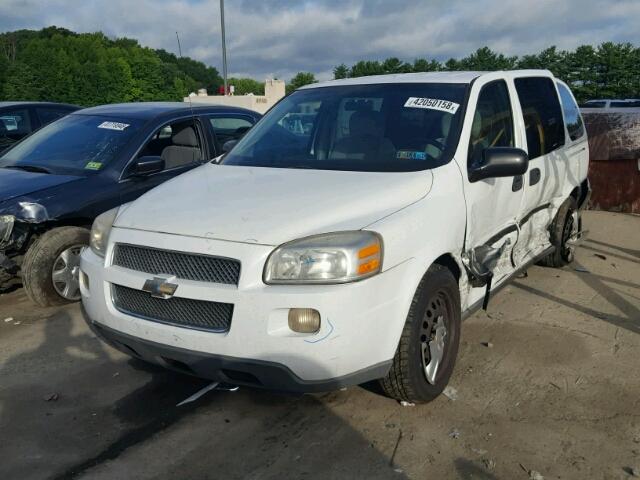 1GNDV13W58D175767 - 2008 CHEVROLET UPLANDER WHITE photo 2