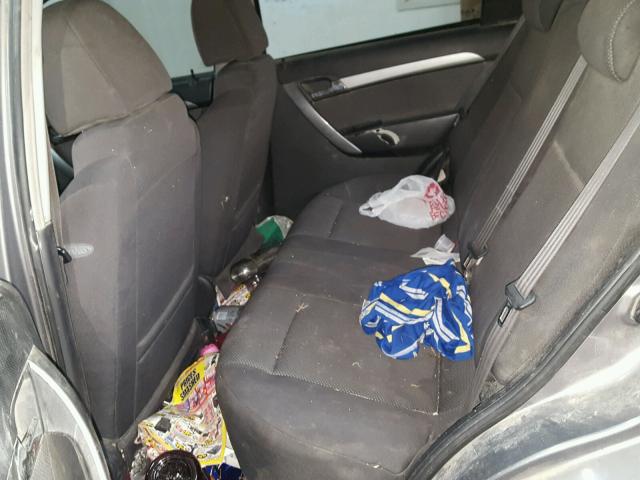 KL1TD56EX9B626858 - 2009 CHEVROLET AVEO LS SILVER photo 6