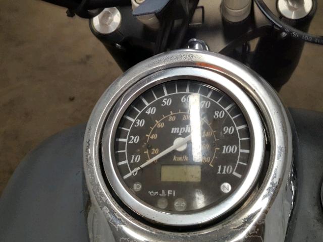 JS1VS55A652109521 - 2005 SUZUKI C50 BLACK photo 8