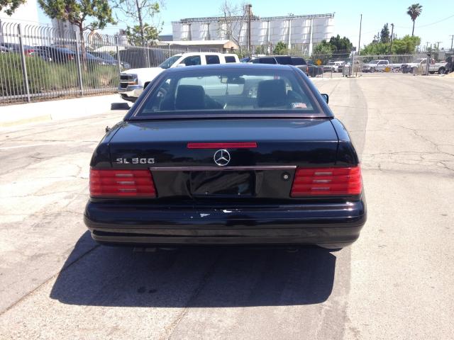 WDBFA67F3WF165050 - 1998 MERCEDES-BENZ SL 500 BLACK photo 5