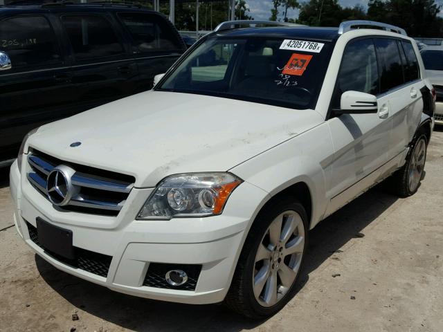 WDCGG8HB0BF685786 - 2011 MERCEDES-BENZ GLK 350 4M WHITE photo 2