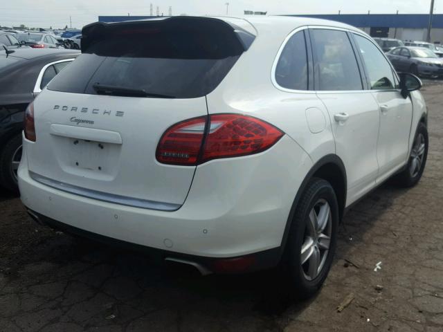 WP1AA2A20CLA01471 - 2012 PORSCHE CAYENNE WHITE photo 4