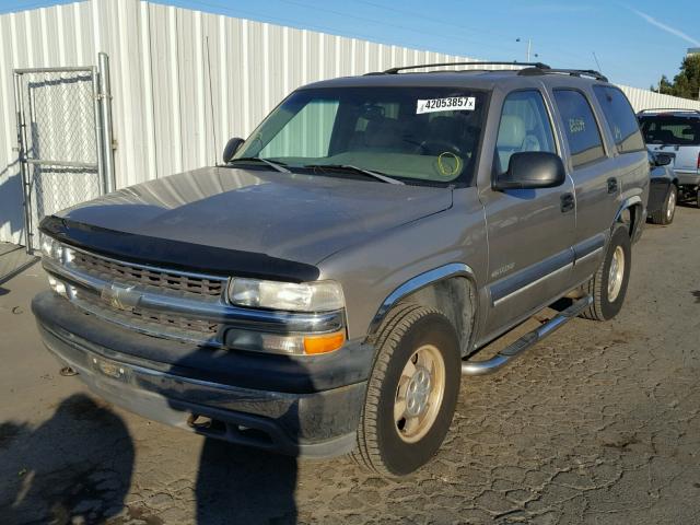 1GNEK13T41J236598 - 2001 CHEVROLET TAHOE K150 GOLD photo 2