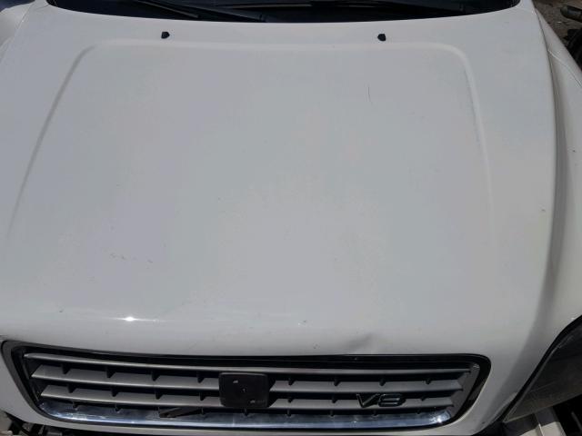 YV4CZ852481437949 - 2008 VOLVO XC90 V8 WHITE photo 7