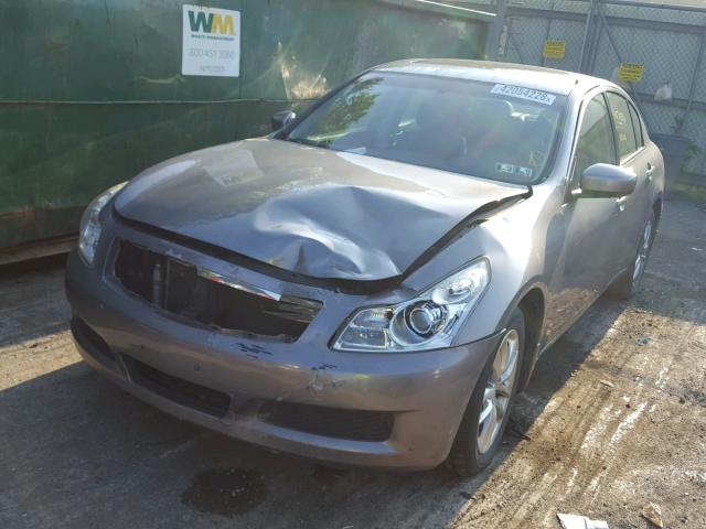 JNKCV61F59M354945 - 2009 INFINITI G37 GRAY photo 2