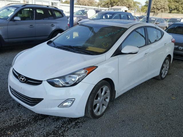 5NPDH7AE2BH046589 - 2011 HYUNDAI ELANTRA WHITE photo 2