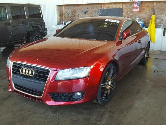 WAULFAFRXAA073182 - 2010 AUDI A5 BURGUNDY photo 2