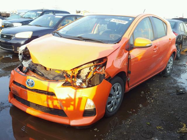 JTDKDTB33E1070552 - 2014 TOYOTA PRIUS C ORANGE photo 2