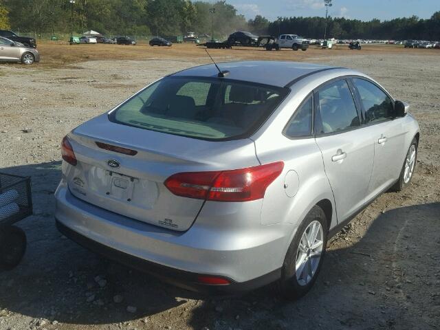 1FADP3F26GL376952 - 2016 FORD FOCUS GRAY photo 4