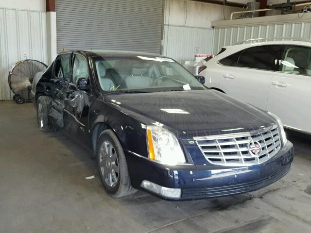 1G6KD57Y28U158742 - 2008 CADILLAC DTS BLUE photo 1