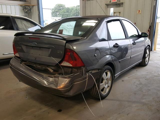 1FAFP38303W151496 - 2003 FORD FOCUS ZTS GRAY photo 4
