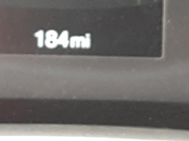 3C4NJCAB7JT319159 - 2018 JEEP COMPASS SP Серый фото 8