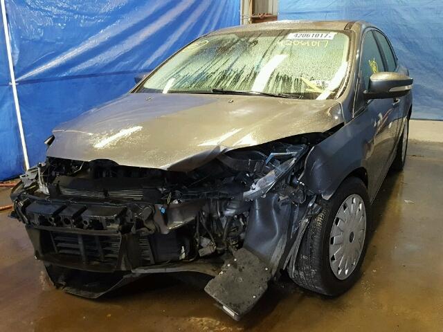 1FADP3F29DL182248 - 2013 FORD FOCUS SE GRAY photo 2