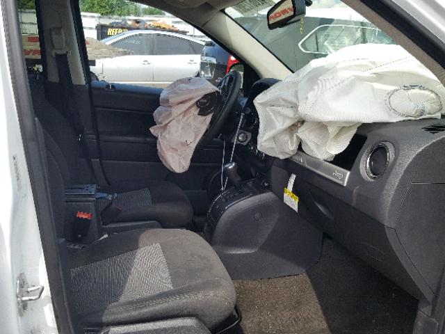 1C4NJDBB6GD534857 - 2016 JEEP COMPASS SP 白色 照片 5