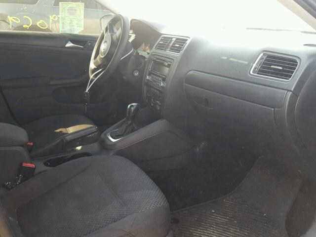 3VW2K7AJ2CM337772 - 2012 VOLKSWAGEN JETTA BASE 灰色 照片 5