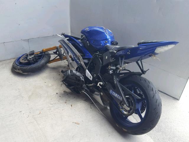 JYARJ16E8GA035446 - 2016 YAMAHA YZFR6 BLUE photo 3