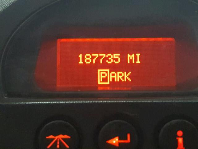 2G2WP552X61275079 - 2006 PONTIAC GRAND PRIX SILVER photo 8