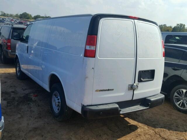 1GCWGAFFXH1129179 - 2017 CHEVROLET EXPRESS G2 WHITE photo 3