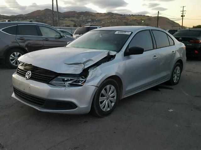 3VW2K7AJ1DM373941 - 2013 VOLKSWAGEN JETTA BASE SILVER photo 2