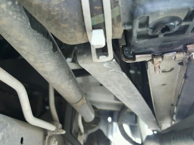 1J4RG4GK5AC126527 - 2010 JEEP COMMANDER WHITE photo 9