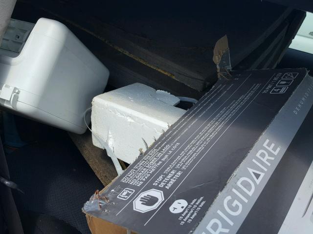 JTKDE177770156857 - 2007 TOYOTA SCION TC 白色 照片 6