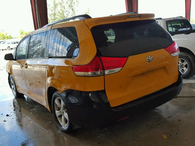 5TDKK3DC9BS157597 - 2011 TOYOTA SIENNA LE YELLOW photo 3