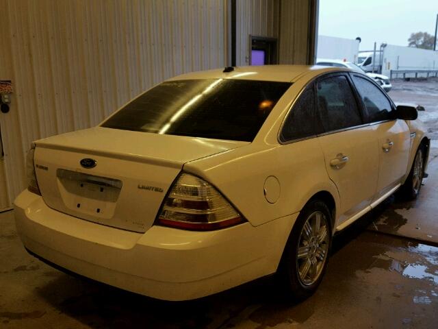 1FAHP25W38G114266 - 2008 FORD TAURUS WHITE photo 4