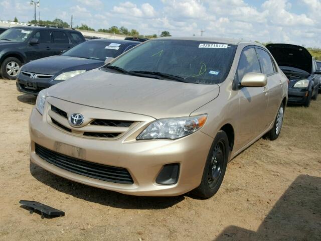 2T1BU4EE5CC773694 - 2012 TOYOTA COROLLA GOLD photo 2