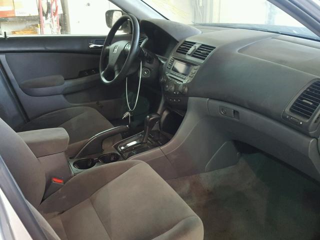 1HGCM56367A095539 - 2007 HONDA ACCORD SE SILVER photo 5