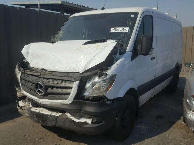 WD3PE7DD7GP316934 - 2016 MERCEDES-BENZ SPRINTER 2 WHITE photo 2