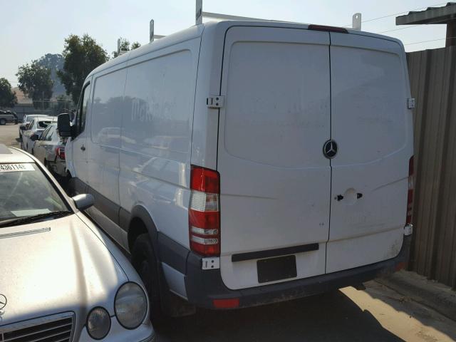 WD3PE7DD7GP316934 - 2016 MERCEDES-BENZ SPRINTER 2 WHITE photo 3