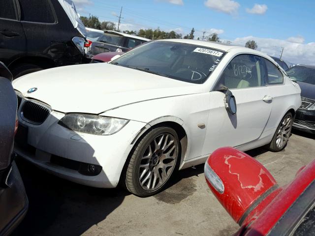 WBAWV13508P120180 - 2008 BMW 328 I SULE WHITE photo 2