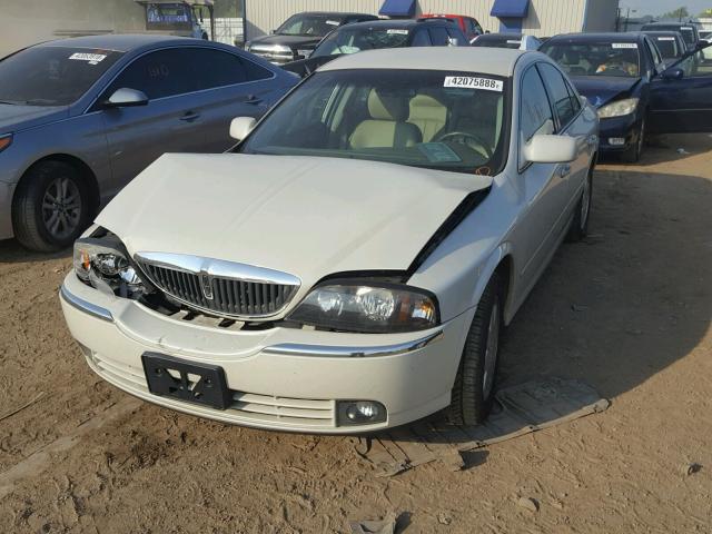 1LNHM86SX5Y610815 - 2005 LINCOLN LS 奶油色 照片 2