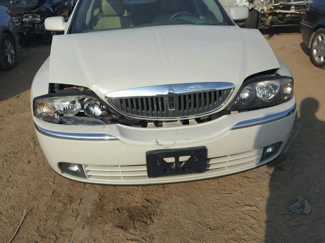 1LNHM86SX5Y610815 - 2005 LINCOLN LS 奶油色 照片 9