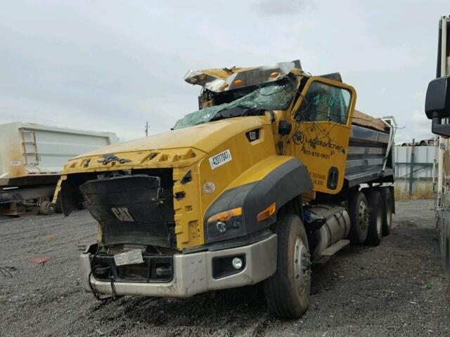 3HTJGTKT9GN452431 - 2016 CATERPILLAR CT660 YELLOW photo 2