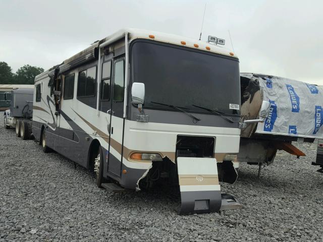 1RF120616Y1007855 - 2000 ROADMASTER RAIL EXECUTIVE/ Biały zdjęcie 1